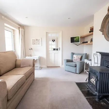 Apple -- Luxury At Bellingham Estate * Castlebellingham